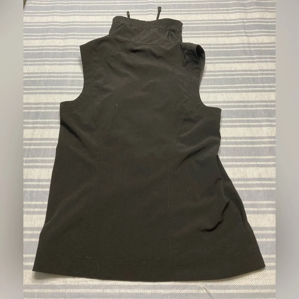 Chico’s Zenergy black zip up vest. - Picture 3 of 3